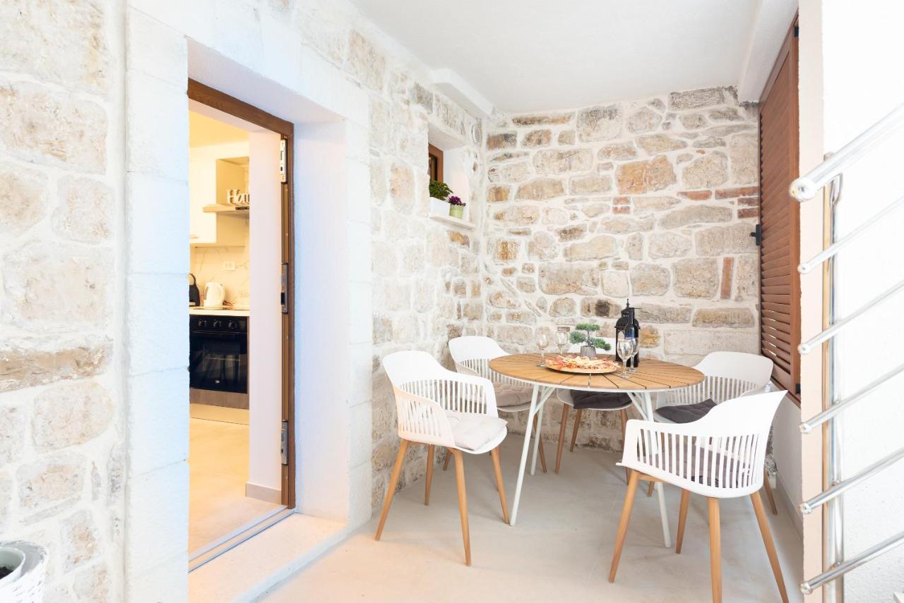Apartment Olive Kastela Ngoại thất bức ảnh