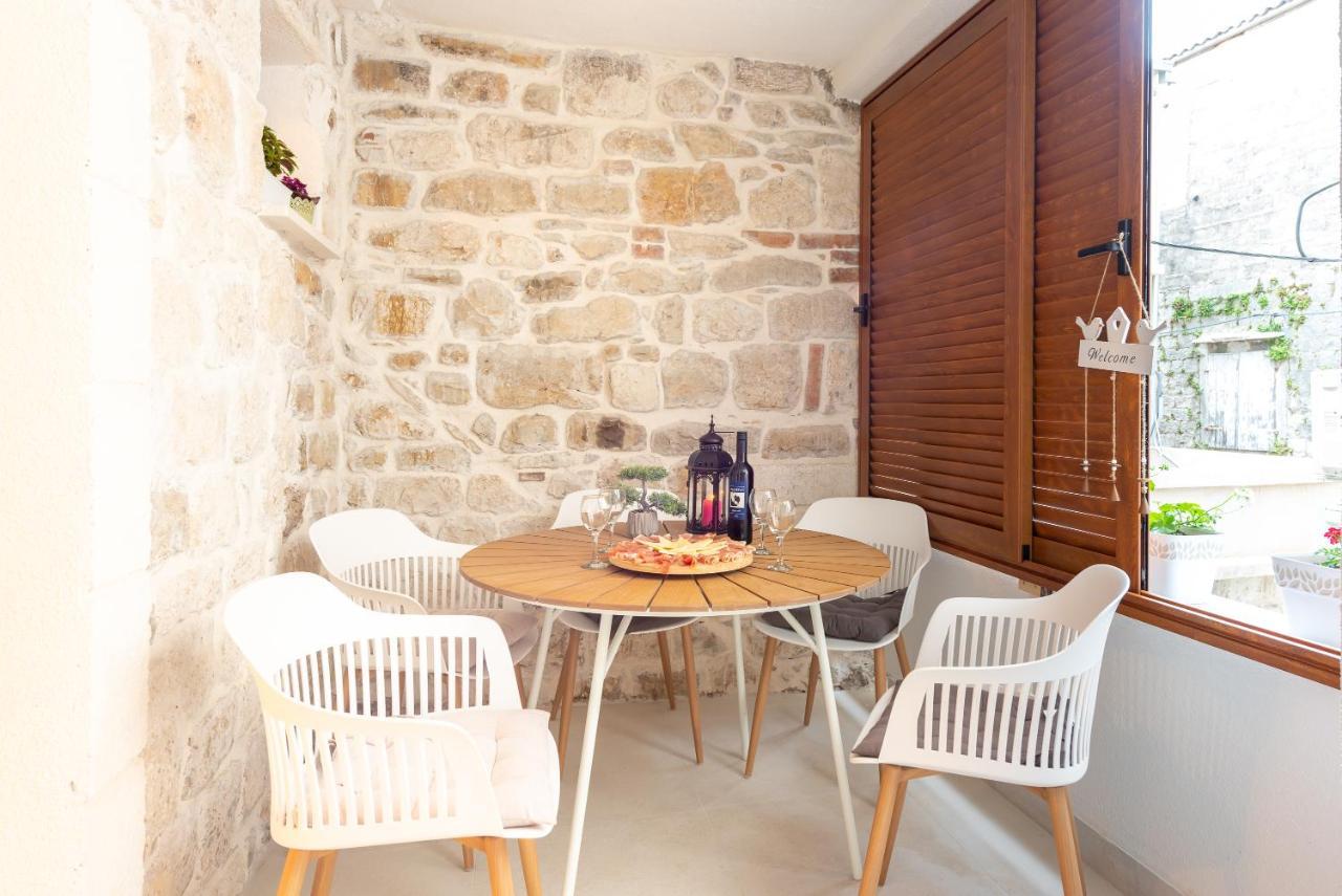 Apartment Olive Kastela Ngoại thất bức ảnh